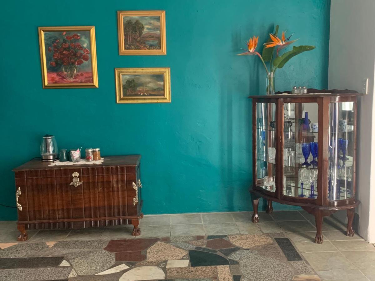 The Little Hideaway Guesthouse Стелленбос Экстерьер фото